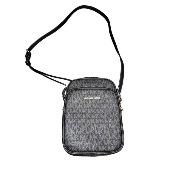 New michael kors Crossbody bag - Picture 1 of 7